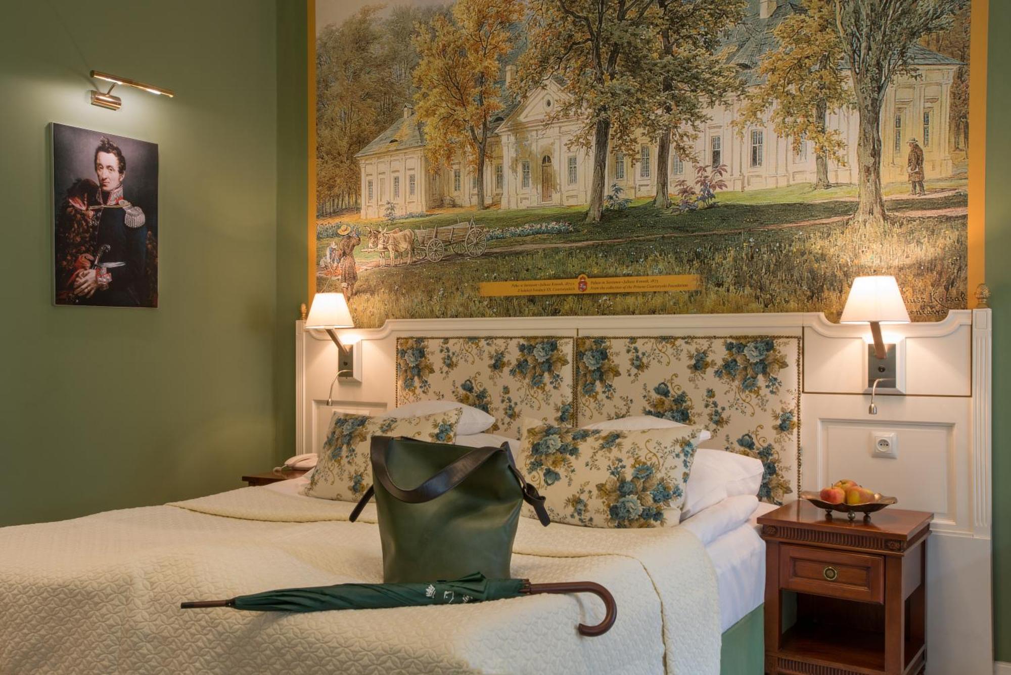 فندق بولسكي بود بياليم أورليم كراكوفيا المظهر الخارجي الصورة A room at the hotel